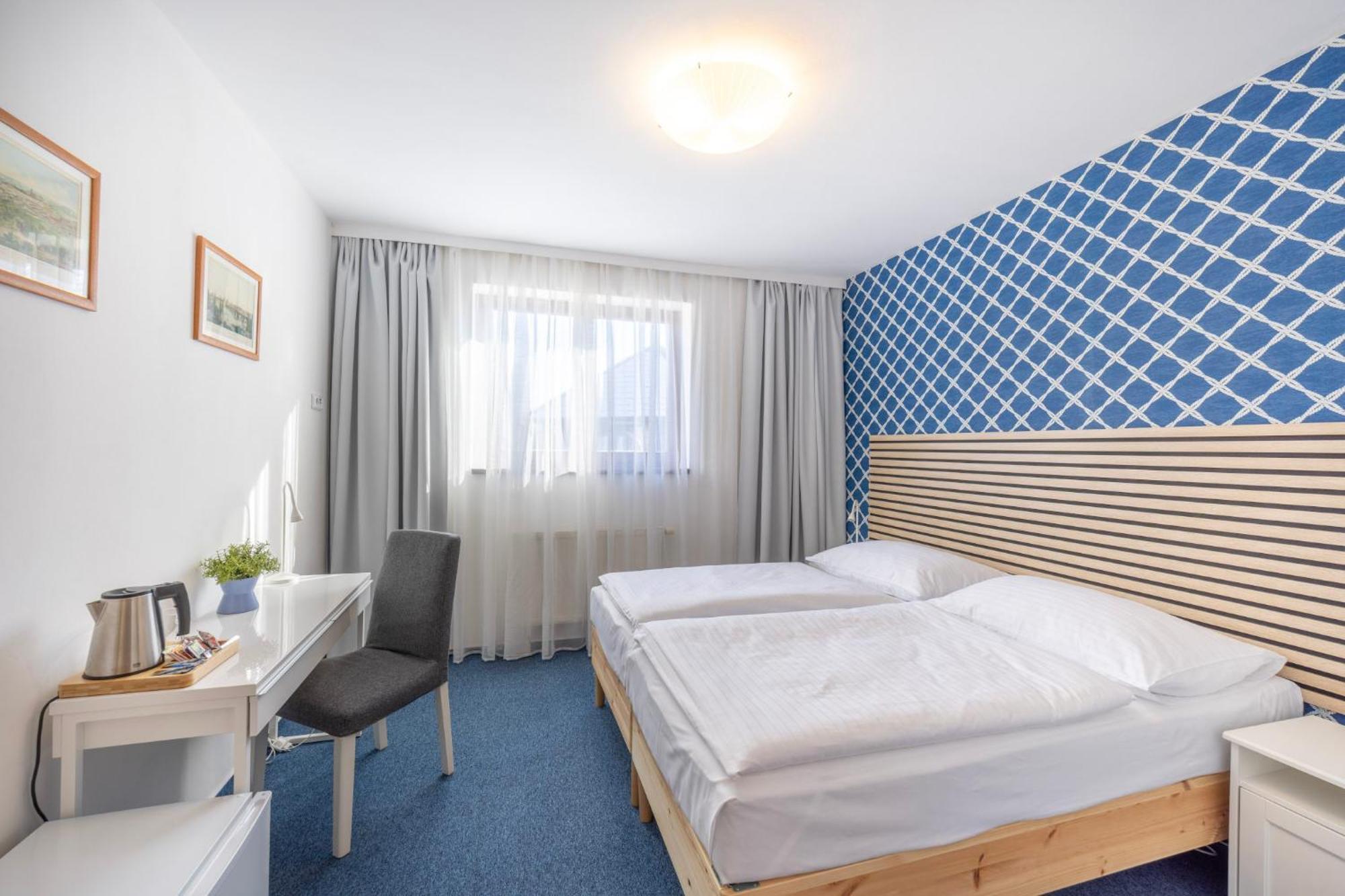 Marina Vltava Hotel Nelahozeves Ngoại thất bức ảnh