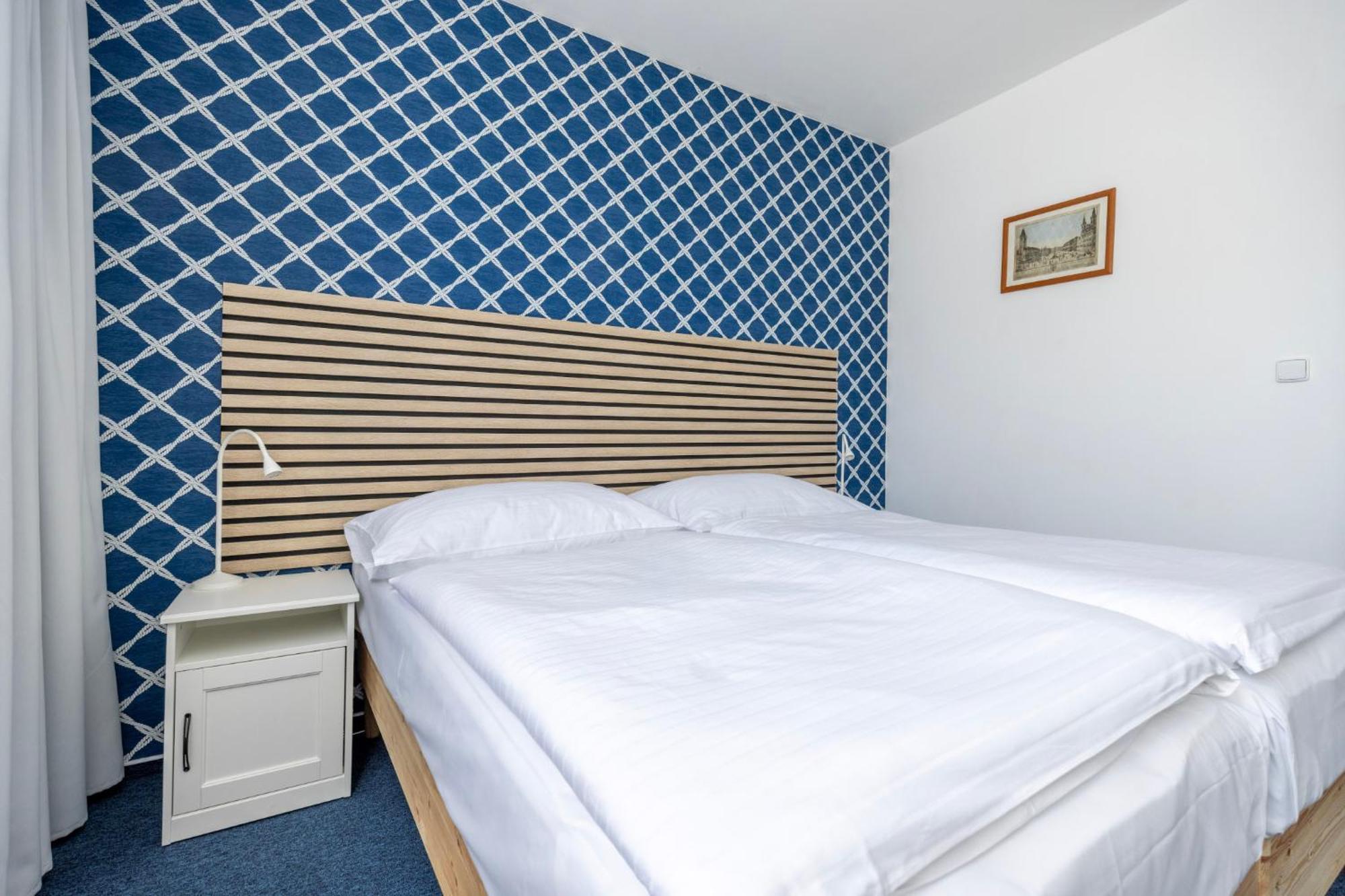 Marina Vltava Hotel Nelahozeves Ngoại thất bức ảnh